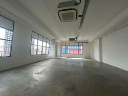 Hh @ Kallang (D13), Factory #561530031
